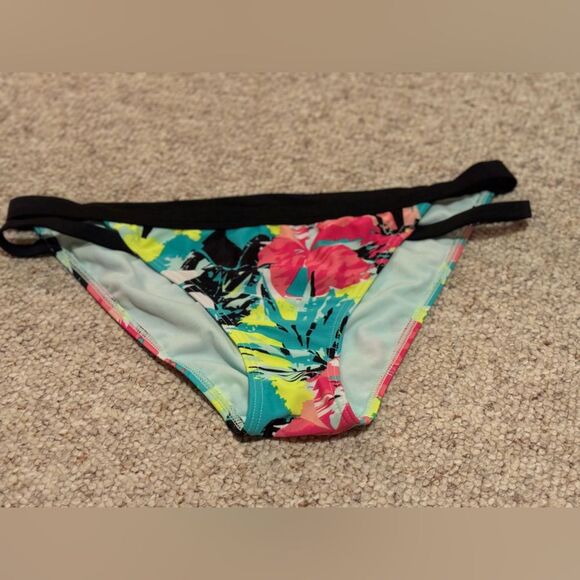 Xhilaration bikini bottoms size L - Picture 2 of 9